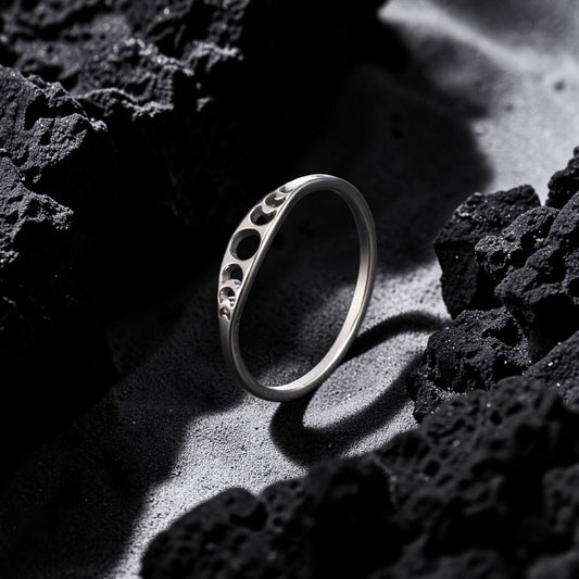 Dainty Lunar Moon Phase Ring - Minimalist Celestial Band in Gold & Silver