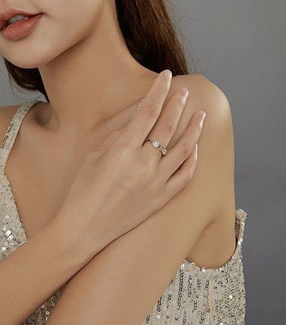 Cat Chasing Ball Pearl Shell 925 Sterling Silver Women's Ring - Promise Rings