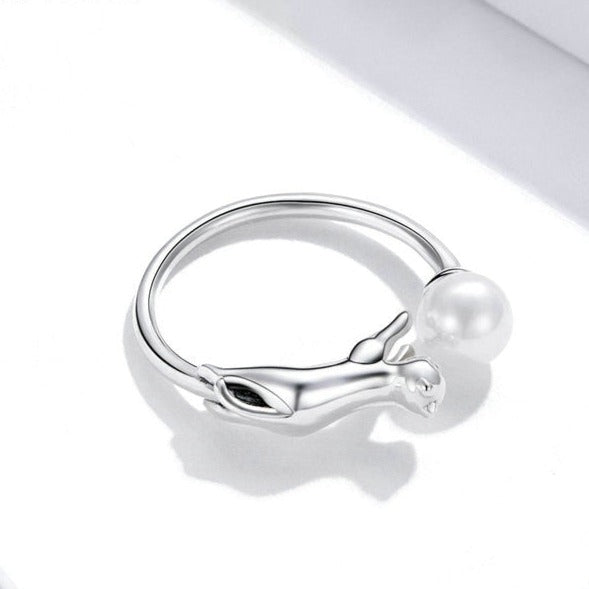 Cat Chasing Ball Pearl Shell 925 Sterling Silver Women's Ring - Promise Rings