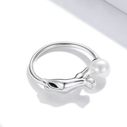 Cat Chasing Ball Pearl Shell 925 Sterling Silver Women's Ring