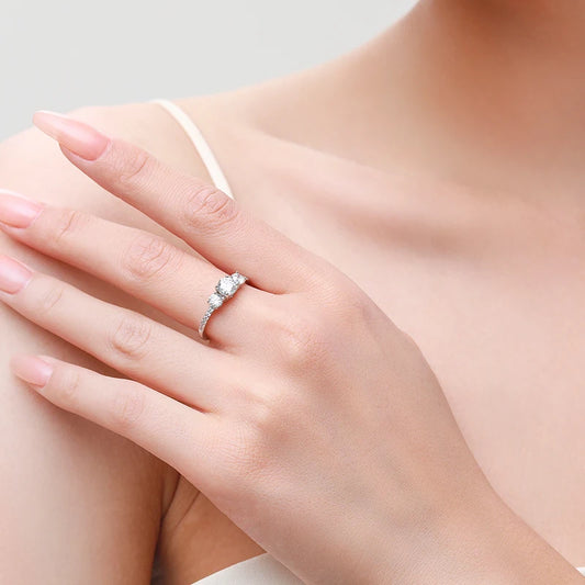 Women's 925 Sterling Silver Three-Stone Round Zirconia Ring - Trilogy Engagement & Wedding Ring