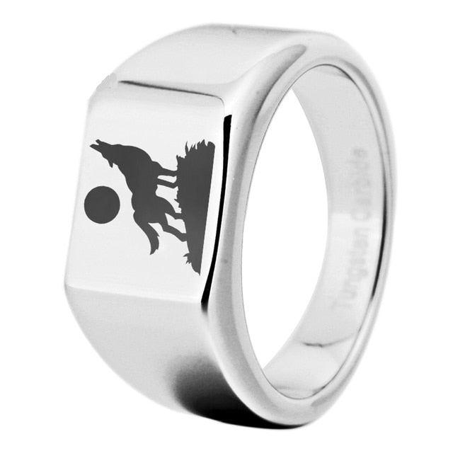 12mm Wolf Howling To Moon On A Mountain Polished Silver Men's Ring
