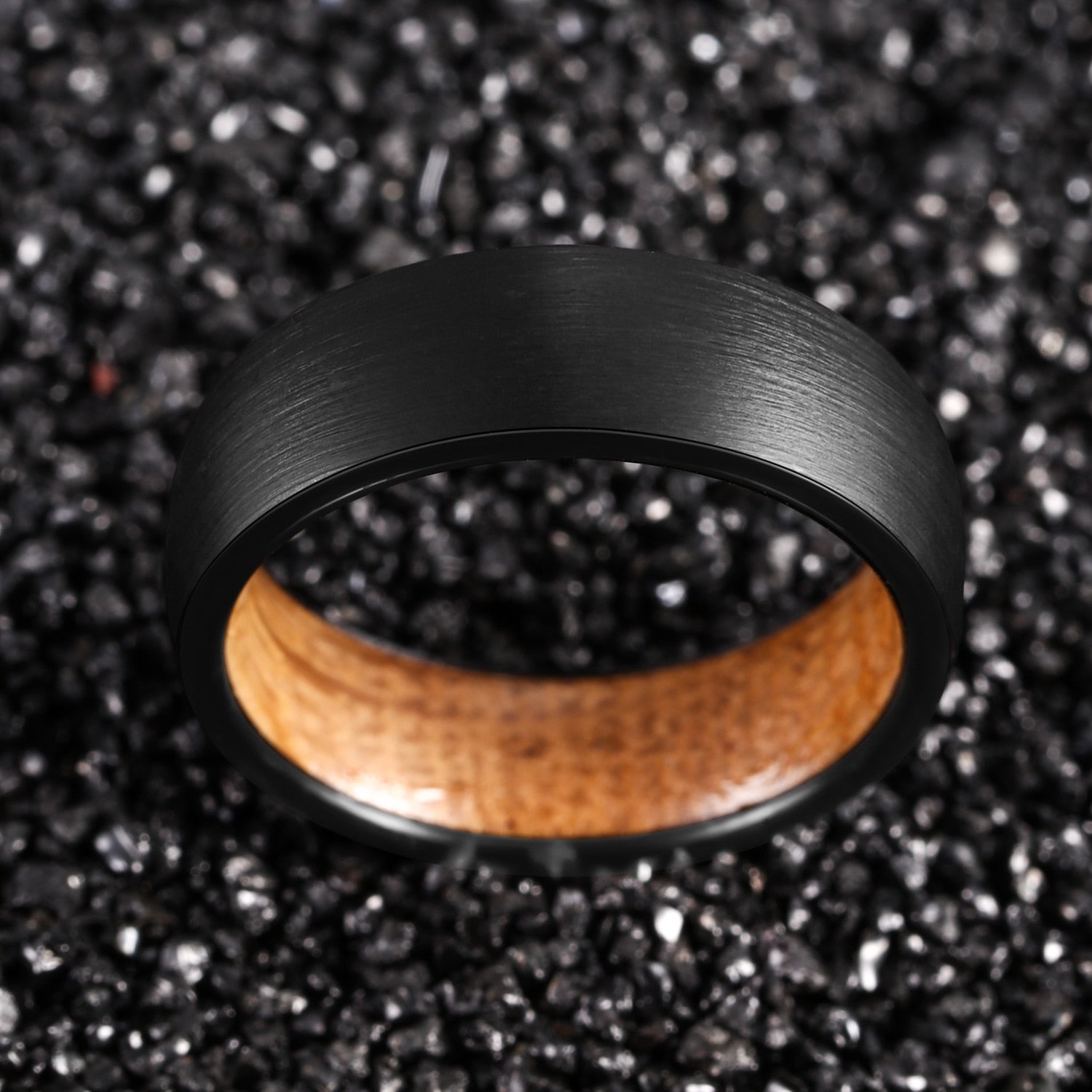 7mm Natural Oak Barrel Wood & Black Tungsten Unisex Ring
