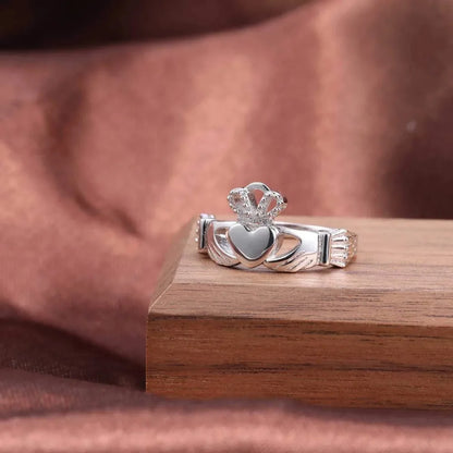 Women's 925 Sterling Silver Claddagh Ring - Celtic Love, Loyalty & Friendship Band