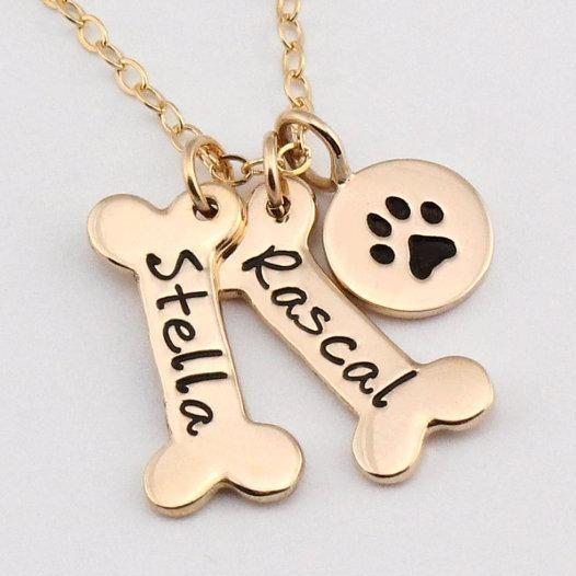 Personalized Dog Names Paw Print Necklace (2 colors)
