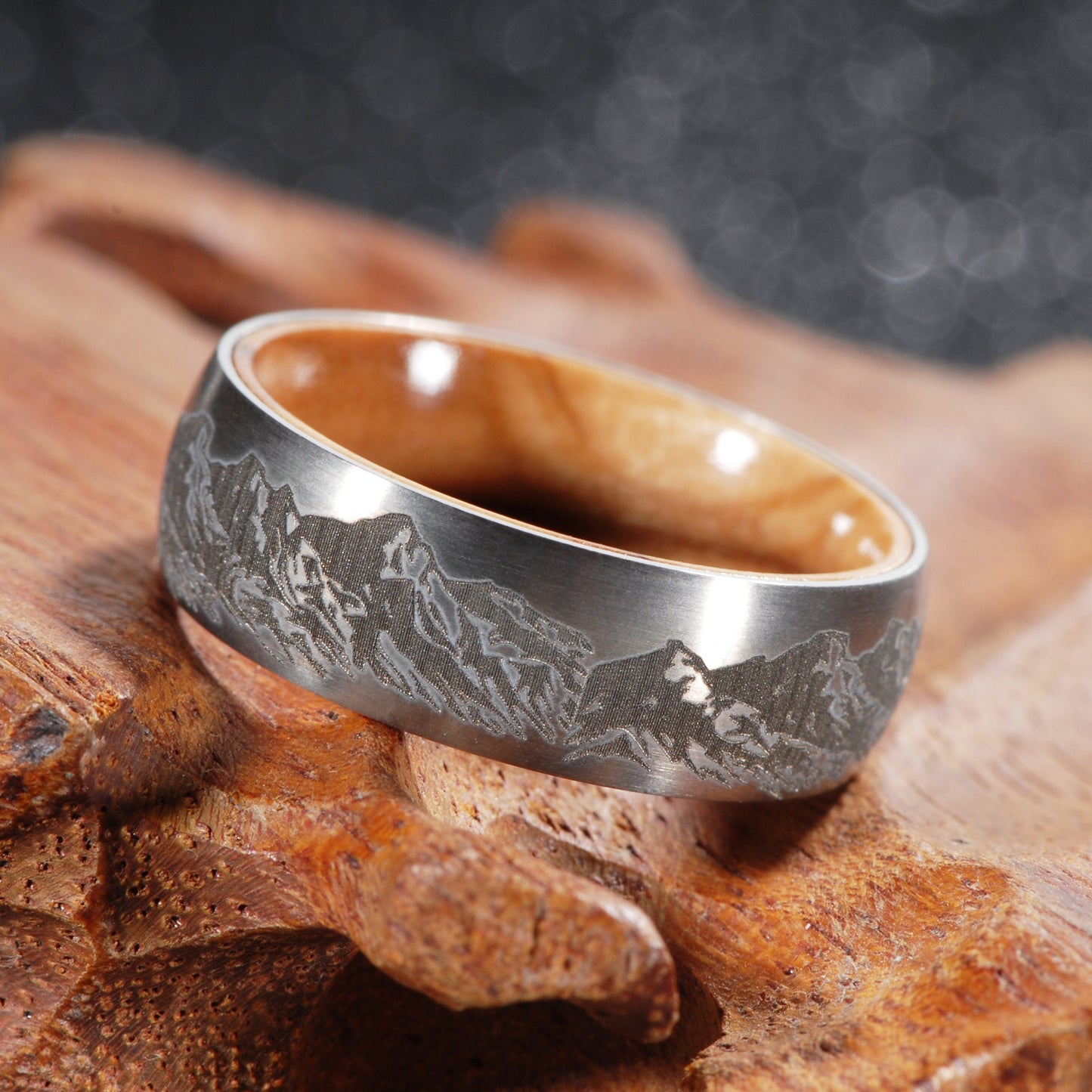 8mm Mountains Silver Titanium & Olive Wood Unisex Ring